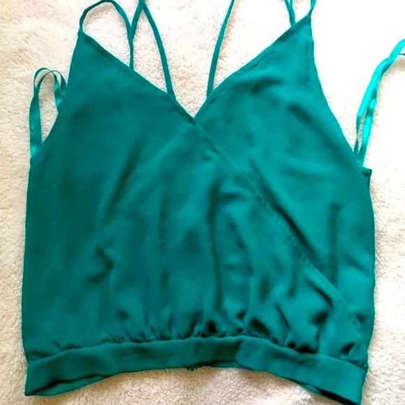 🌸forever 21 crop top - Picture 1 of 2